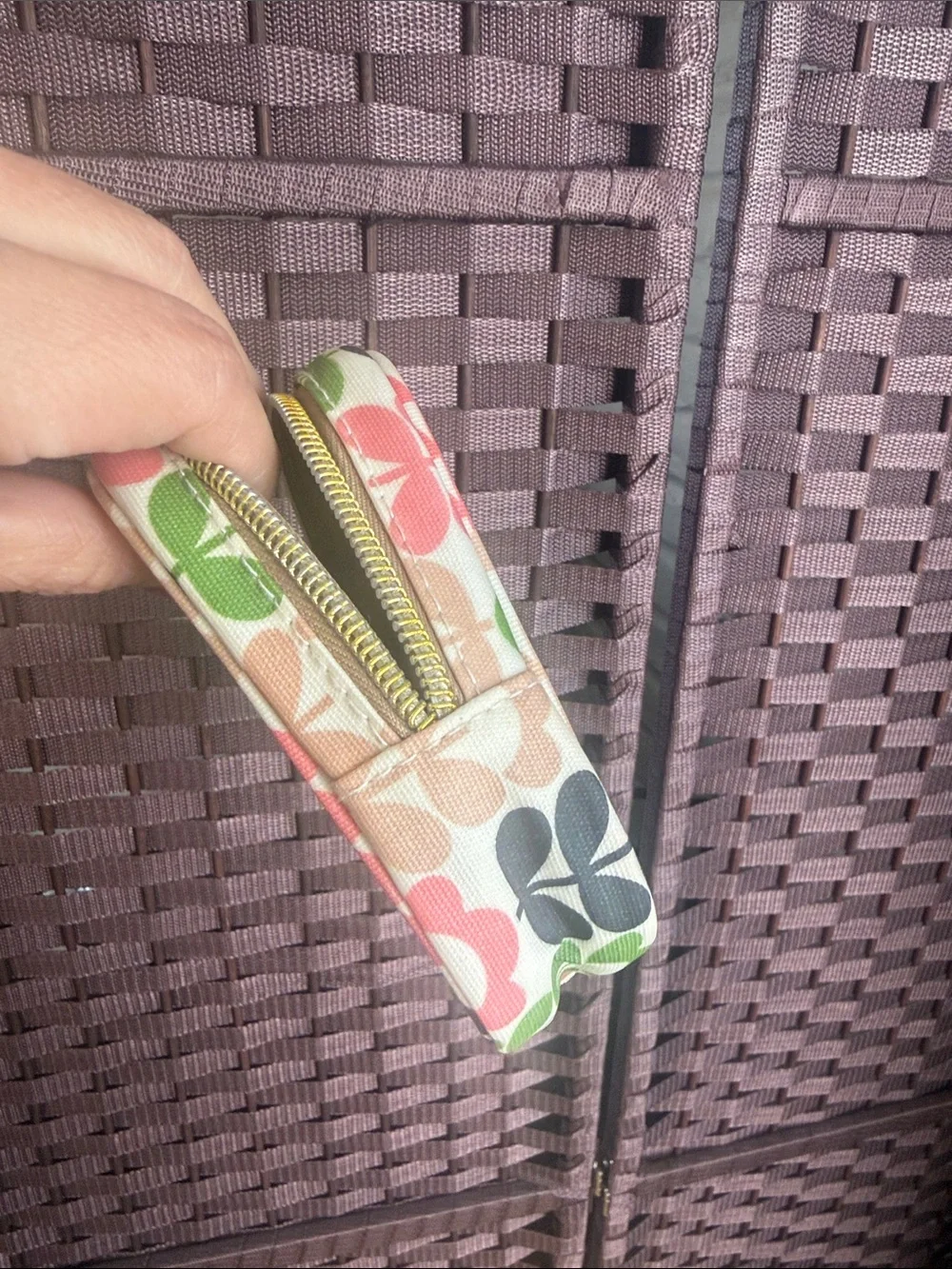 Orla Kiely Floral Leaf Pattern Cosmetic Pouch - Picture 11 of 16